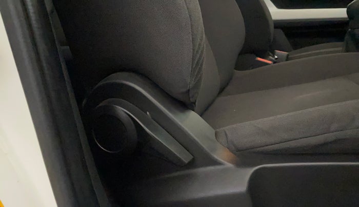 2022 Tata PUNCH PURE MT, Petrol, Manual, 56,933 km, Driver Side Adjustment Panel