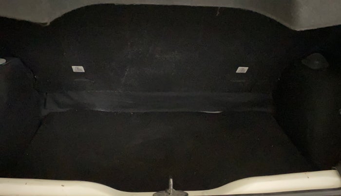 2022 Tata PUNCH PURE MT, Petrol, Manual, 56,933 km, Boot Inside