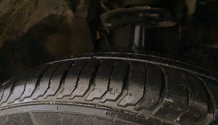 2022 Tata PUNCH PURE MT, Petrol, Manual, 56,933 km, Right Front Tyre Tread