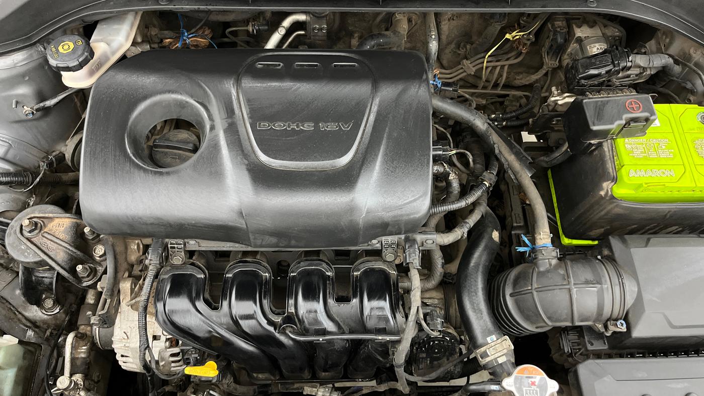 2017 Hyundai Verna 1.6 VTVT SX, Petrol, Manual, 77,047 km, Engine View