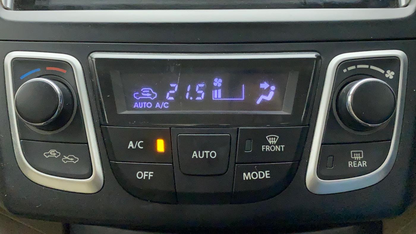 2017 Maruti Ciaz ALPHA 1.4 PETROL, Petrol, Manual, 65,385 km, Automatic Climate Control