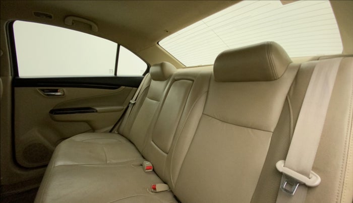 2017 Maruti Ciaz ALPHA 1.4 PETROL, Petrol, Manual, 65,385 km, Right Side Rear Door Cabin