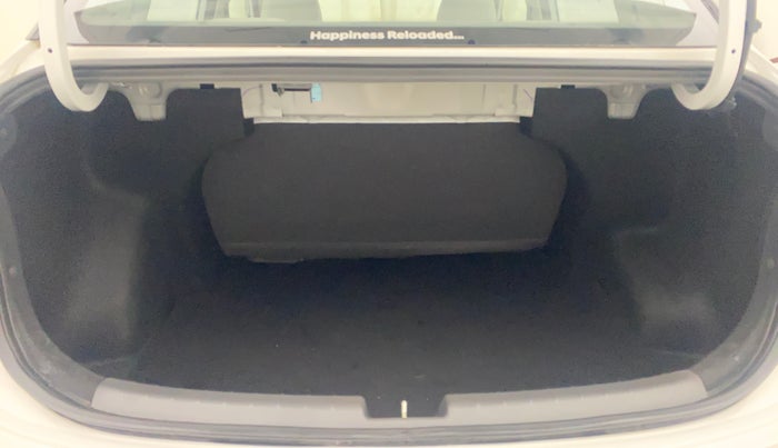 2024 Hyundai AURA SX 1.2 (O), Petrol, Manual, 14,685 km, Boot Inside