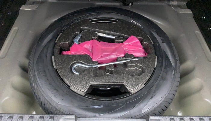 2022 Maruti Vitara Brezza VXI, Petrol, Manual, 4,178 km, Spare Tyre