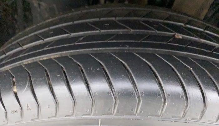 2022 Maruti Vitara Brezza VXI, Petrol, Manual, 4,178 km, Left Front Tyre Tread