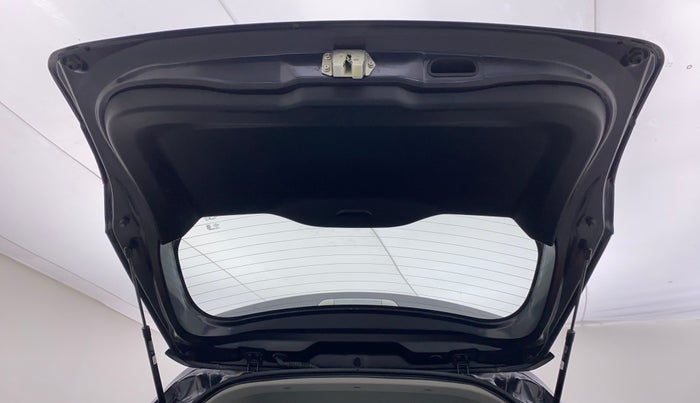 2022 Maruti Vitara Brezza VXI, Petrol, Manual, 4,178 km, Boot Door Open