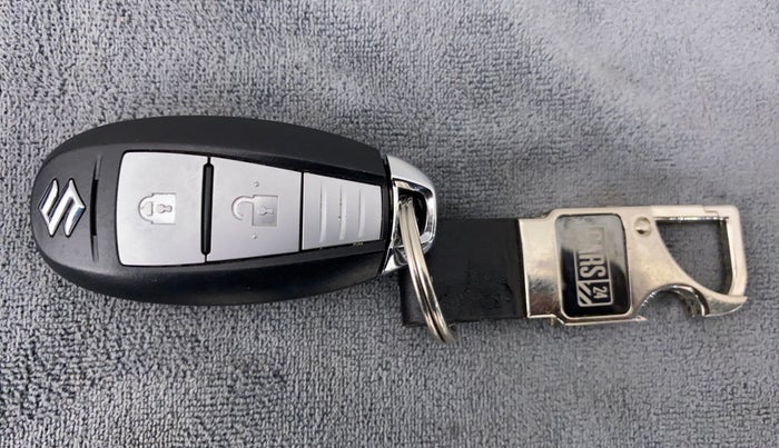 2022 Maruti Vitara Brezza VXI, Petrol, Manual, 4,178 km, Key Close Up