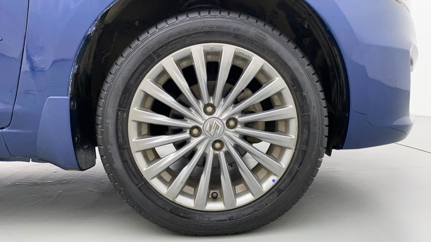 2018 Maruti Ciaz ALPHA 1.4 VVT, Petrol, Manual, 15,550 km, Right Front Wheel