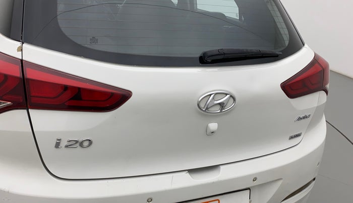 2016 Hyundai Elite i20 ASTA 1.4 CRDI (O), Diesel, Manual, 94,822 km, Dicky (Boot door) - Slightly dented