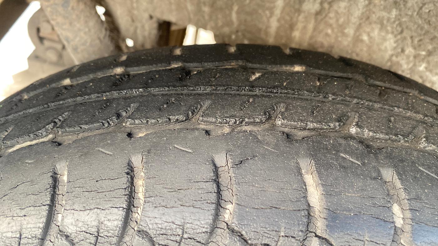 2013 Maruti Wagon R 1.0 VXI, Petrol, Manual, 54,551 km, Right Rear Tyre Tread
