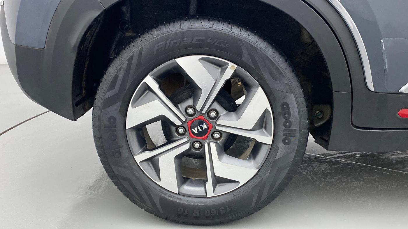 2020 KIA SONET GTX PLUS 1.0 IMT, Petrol, Manual, 31,724 km, Right Rear Wheel