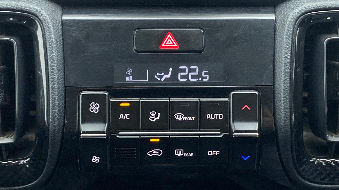 2020 KIA SONET GTX PLUS 1.0 IMT, Petrol, Manual, 31,724 km, Automatic Climate Control