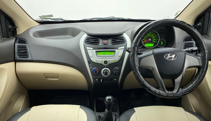 2014 Hyundai Eon SPORTZ, Petrol, Manual, 73,879 km, Dashboard