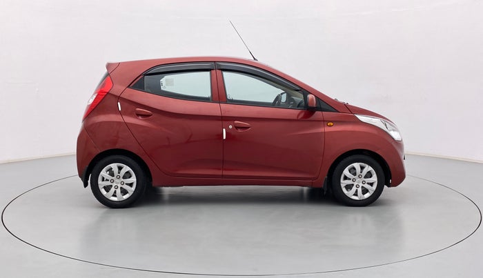 2014 Hyundai Eon SPORTZ, Petrol, Manual, 73,879 km, Right Side View
