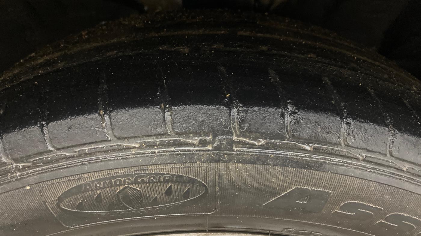 2021 KIA SELTOS HTX IVT 1.5 PETROL, Petrol, Automatic, 70,627 km, Right Front Tyre Tread