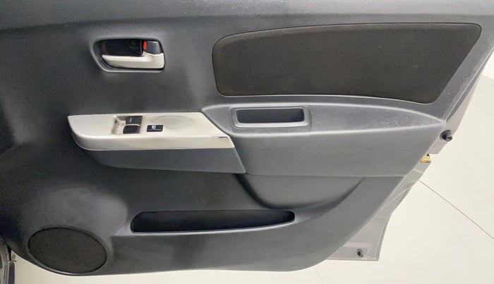 2012 Maruti Wagon R 1.0 LXI, Petrol, Manual, 55,590 km, Driver Side Door Panels Control