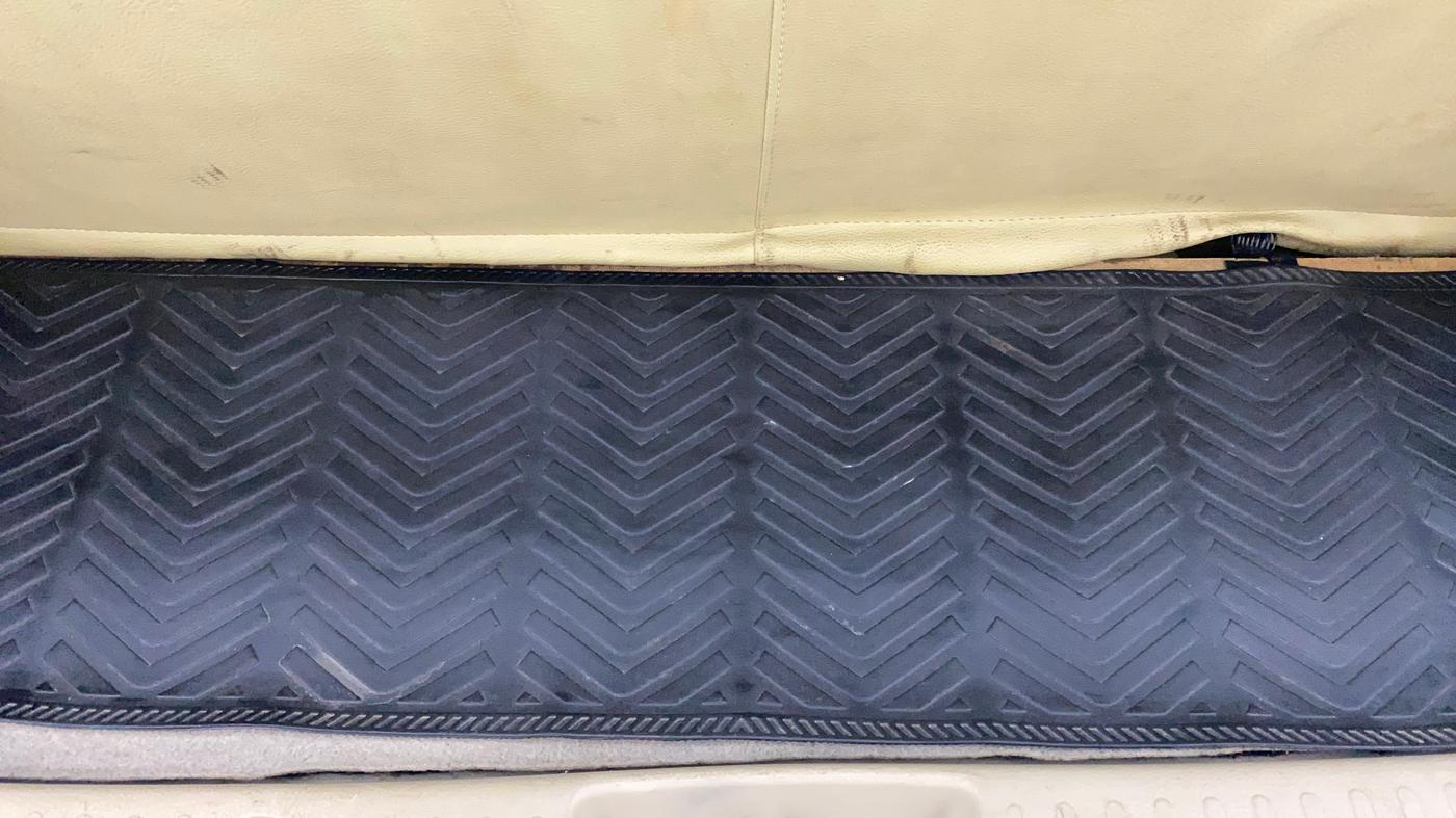 2013 Maruti Ertiga VXI, Petrol, Manual, 74,135 km, Boot Inside
