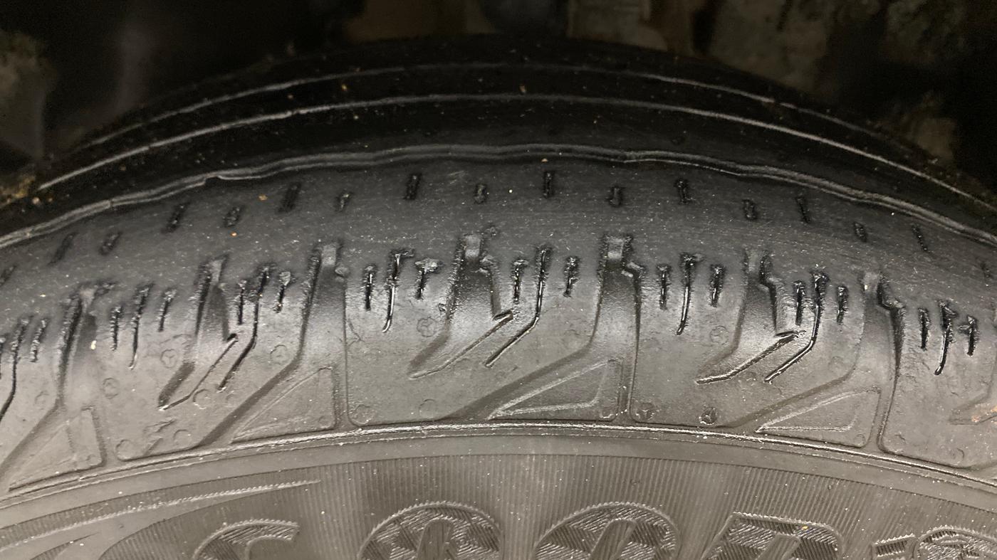2019 Tata Harrier XZ 2.0L, Diesel, Manual, 1,14,406 km, Left Front Tyre Tread