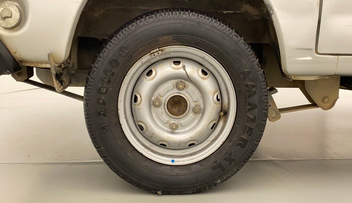 2016 Maruti OMNI E 8 STR, Petrol, Manual, 32,678 km, Right Rear Wheel