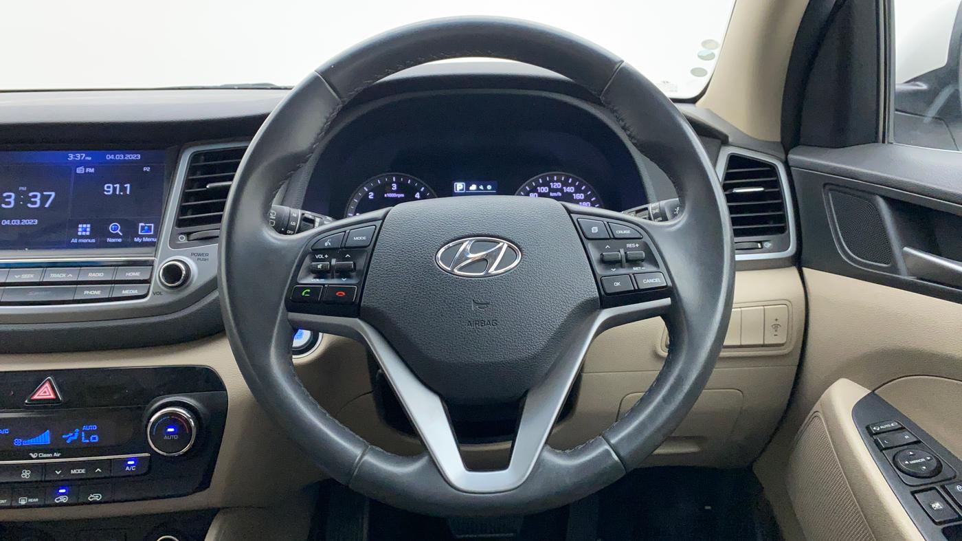 2018 Hyundai Tucson GLS 4WD AT DIESEL, Diesel, Automatic, 25,995 km, Steering Wheel Close Up