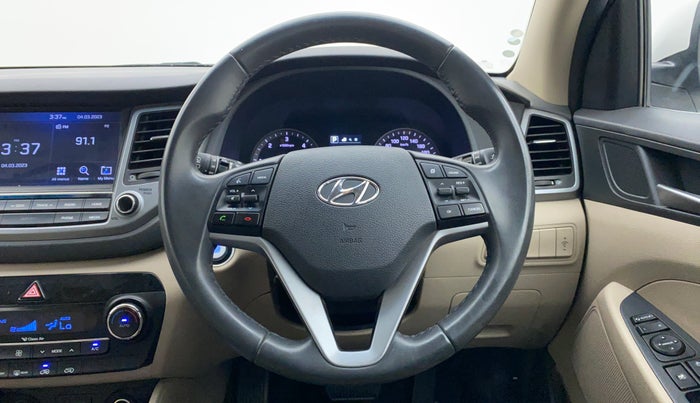 2018 Hyundai Tucson GLS 4WD AT DIESEL, Diesel, Automatic, 25,995 km, Steering Wheel Close Up