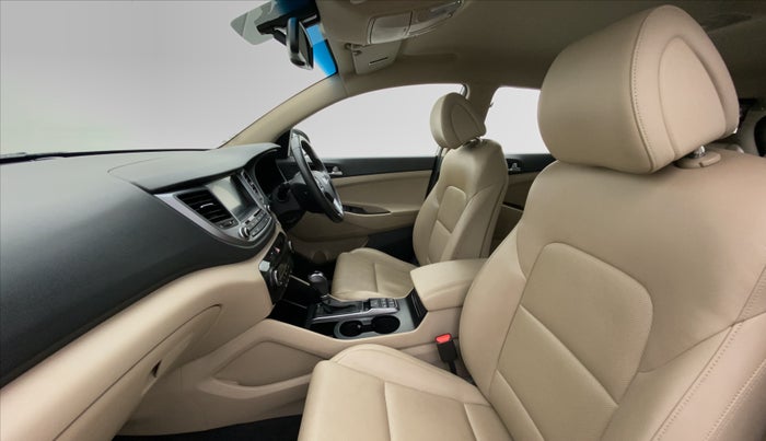 2018 Hyundai Tucson GLS 4WD AT DIESEL, Diesel, Automatic, 25,995 km, Right Side Front Door Cabin