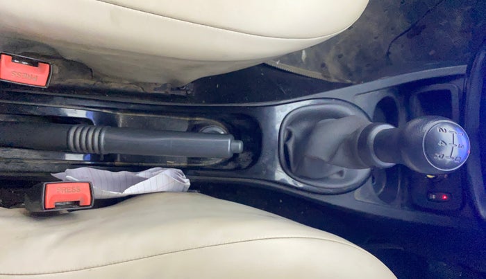 2014 Renault Duster 85 PS RXL DIESEL (OPT), Diesel, Manual, 1,26,494 km, Gear Lever