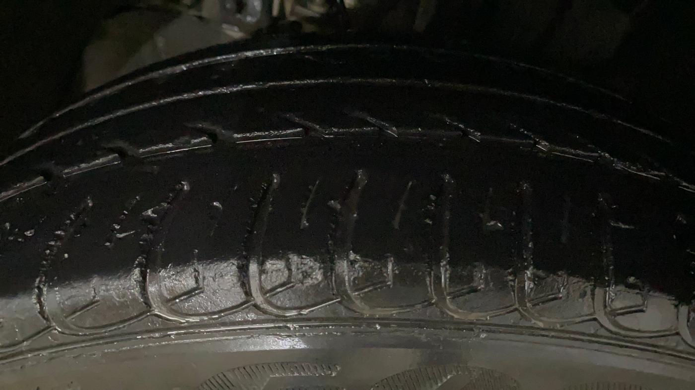 2018 Tata TIGOR XZA PETROL, Petrol, Automatic, 29,322 km, Left Front Tyre Tread