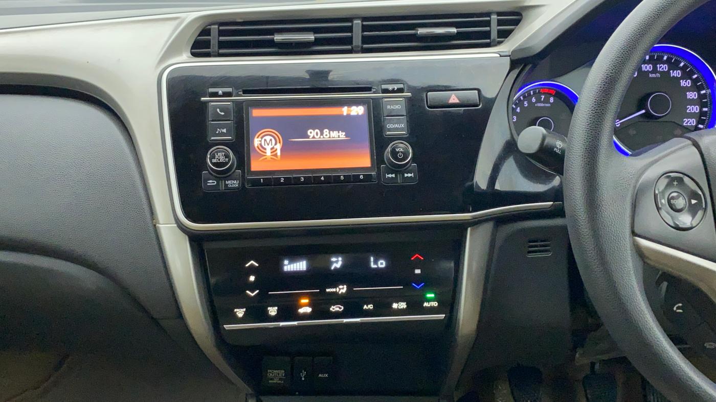 2017 Honda City V MT PETROL, Petrol, Manual, 19,038 km, Air Conditioner