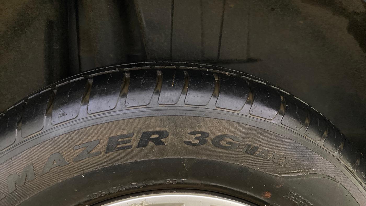 2018 Maruti Dzire VXI, Petrol, Manual, 40,470 km, Right Rear Tyre Tread