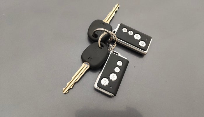 2016 Hyundai i10 MAGNA 1.1, Petrol, Manual, 40,772 km, Key Close Up