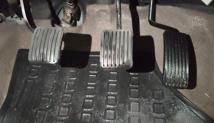 2016 Hyundai i10 MAGNA 1.1, Petrol, Manual, 40,772 km, Pedals