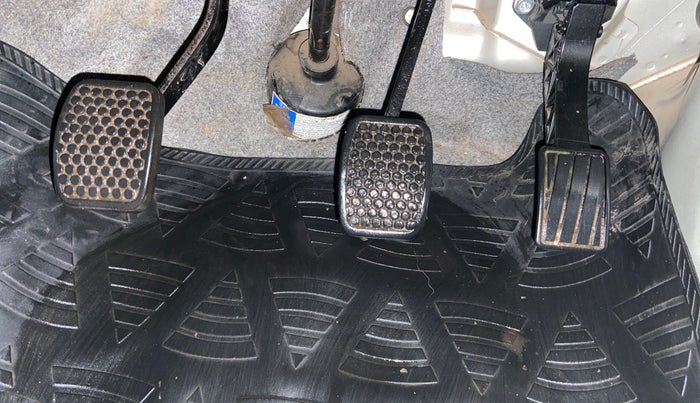 2020 Maruti Eeco 7 STR, Petrol, Manual, 25,693 km, Pedals
