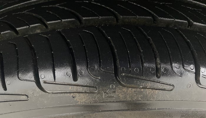 2014 Honda Amaze 1.2L I-VTEC VX, Petrol, Manual, 88,416 km, Left Front Tyre Tread