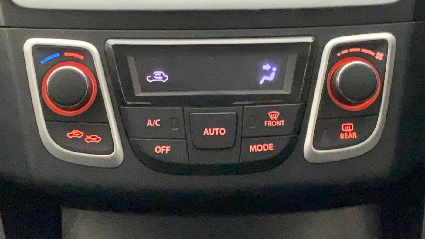 2016 Maruti Ciaz ZXI+ RS, Petrol, Manual, 38,997 km, Automatic Climate Control
