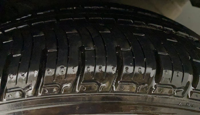 2013 Hyundai i20 ASTA 1.2, Petrol, Manual, 63,998 km, Left Rear Tyre Tread
