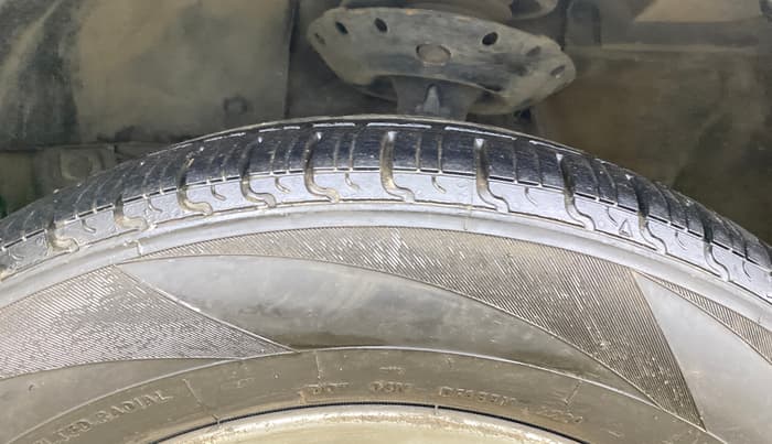 2014 Honda Mobilio 1.5L I-VTEC V, Petrol, Manual, 64,140 km, Left Front Tyre Tread