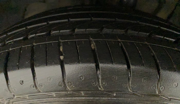2021 Tata NEXON XZ PETROL, Petrol, Manual, 3,723 km, Left Rear Tyre Tread