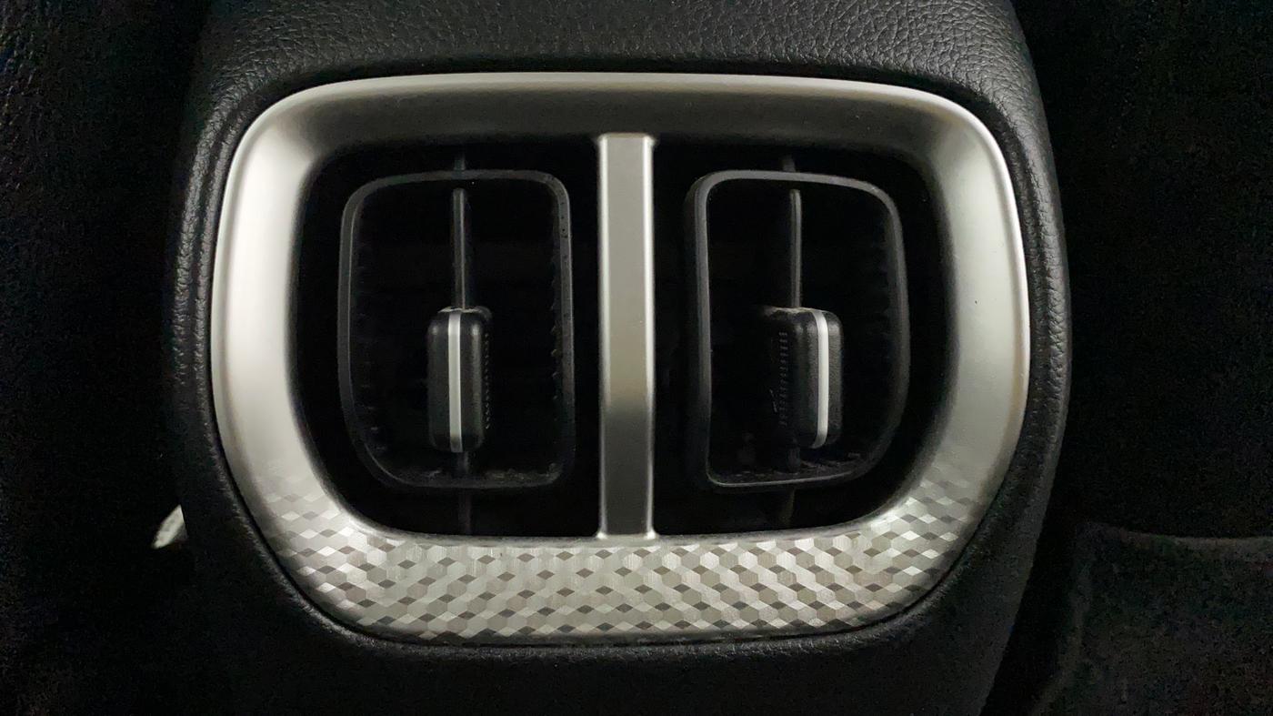 2022 KIA SONET HTX 1.0 IMT, Petrol, Manual, 9,526 km, Rear AC Vents