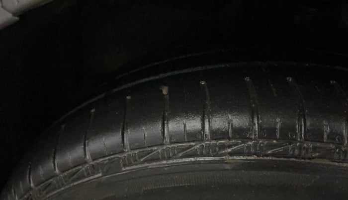 2019 Maruti Celerio VXI CNG, CNG, Manual, 54,408 km, Left Front Tyre Tread