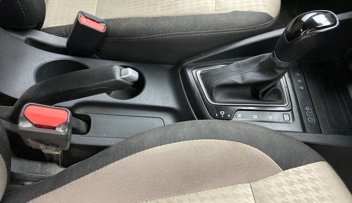 2019 Hyundai Elite i20 1.2  ASTA (O) CVT, Petrol, Automatic, 60,129 km, Gear Lever