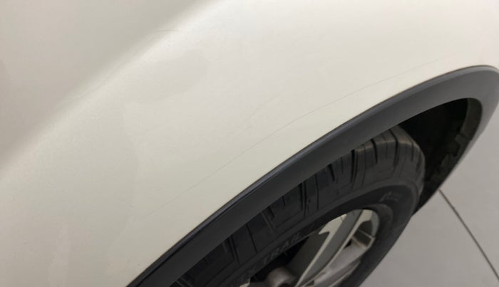 2016 Mahindra XUV500 W6, Diesel, Manual, 71,910 km, Right fender - Minor scratches