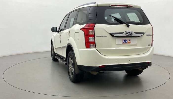 2016 Mahindra XUV500 W6, Diesel, Manual, 71,910 km, Left Back Diagonal