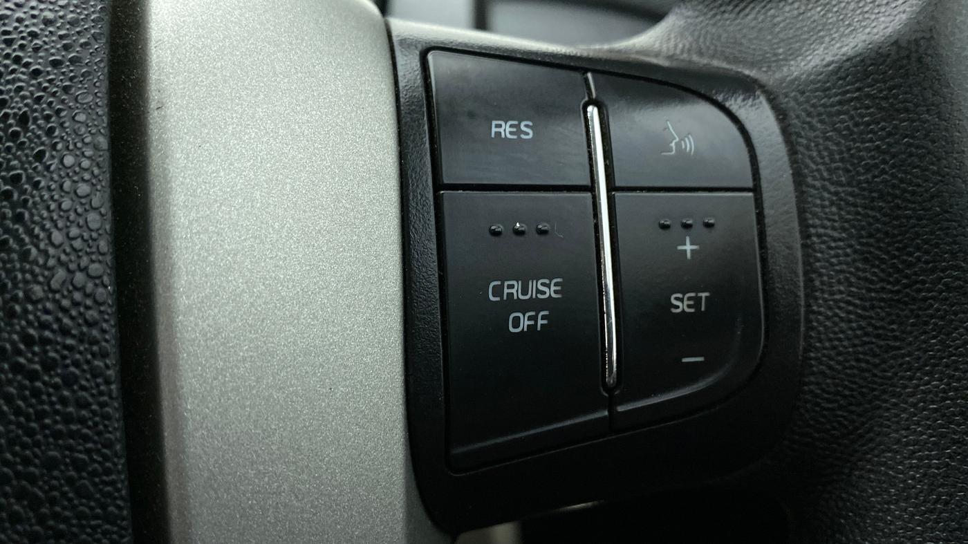 2016 Mahindra XUV500 W6, Diesel, Manual, 71,910 km, Adaptive Cruise Control