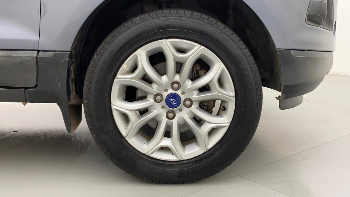 2016 Ford Ecosport TITANIUM 1.5L PETROL, Petrol, Manual, 1,06,057 km, Right Front Wheel