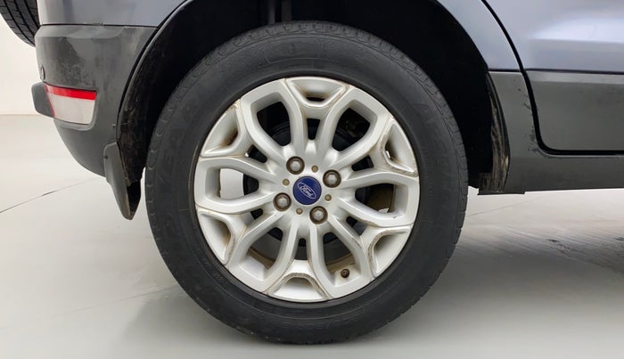 2016 Ford Ecosport TITANIUM 1.5L PETROL, Petrol, Manual, 1,06,057 km, Right Rear Wheel