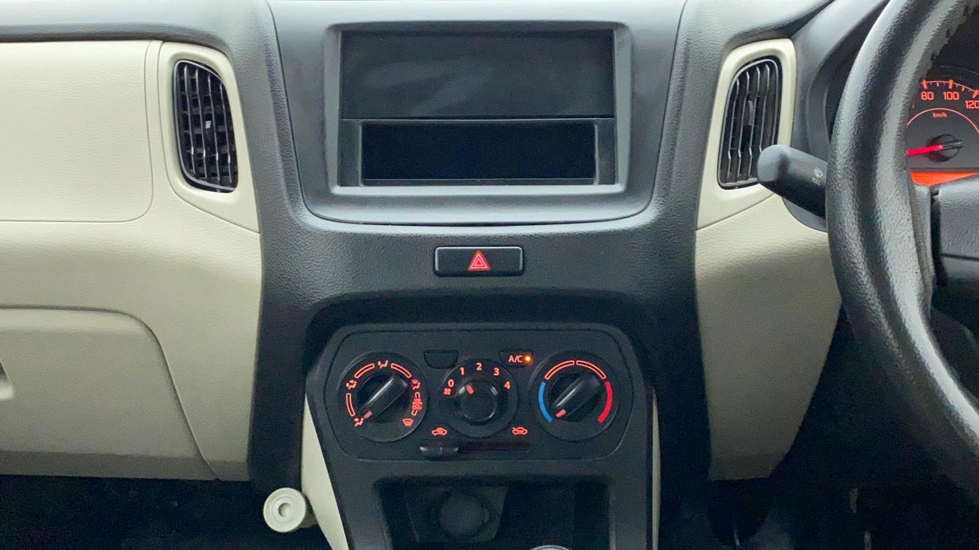 2020 Maruti New Wagon-R LXI CNG 1.0 L, CNG, Manual, 51,129 km, Air Conditioner
