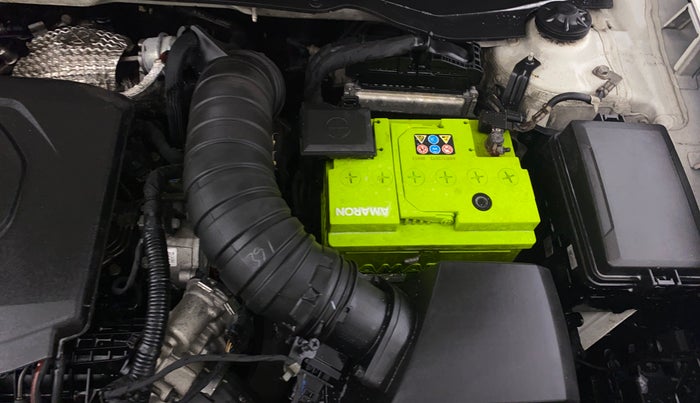 2021 Hyundai VENUE SX 1.5 (O) EXECUTIVE CRDI, Diesel, Manual, 82,303 km, Engine View - Left