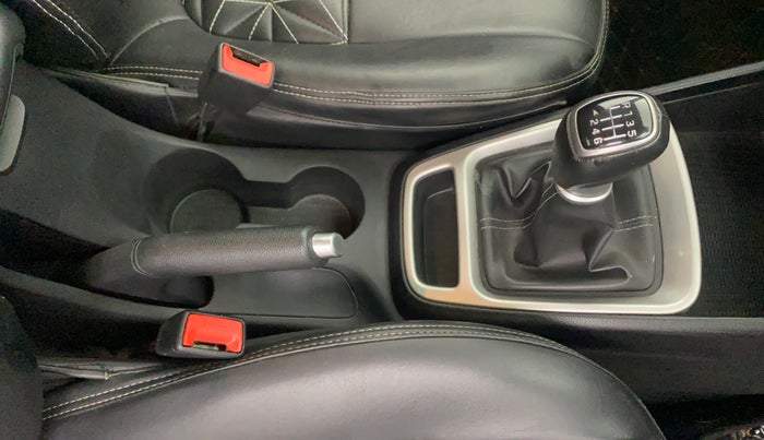 2021 Hyundai VENUE SX 1.5 (O) EXECUTIVE CRDI, Diesel, Manual, 82,303 km, Gear Lever