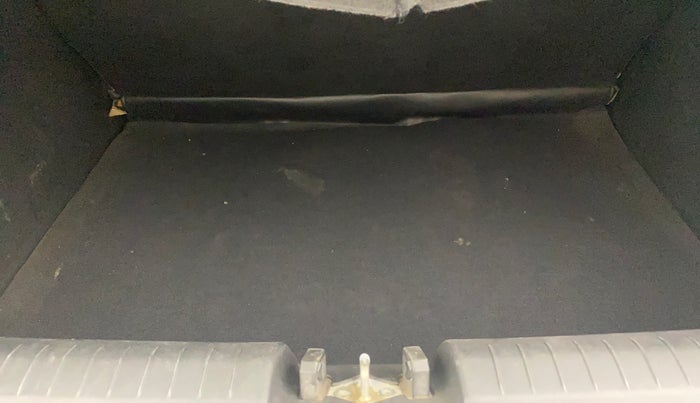 2021 Hyundai VENUE SX 1.5 (O) EXECUTIVE CRDI, Diesel, Manual, 82,303 km, Boot Inside